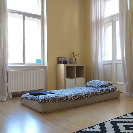 - Close To Center * Прага